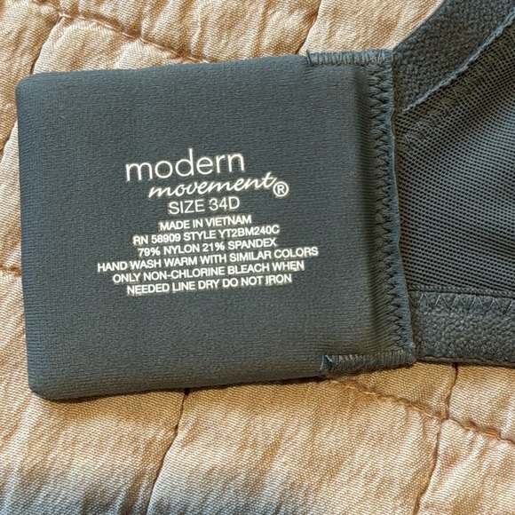 Modern Movement Bra - Picture 5 of 5